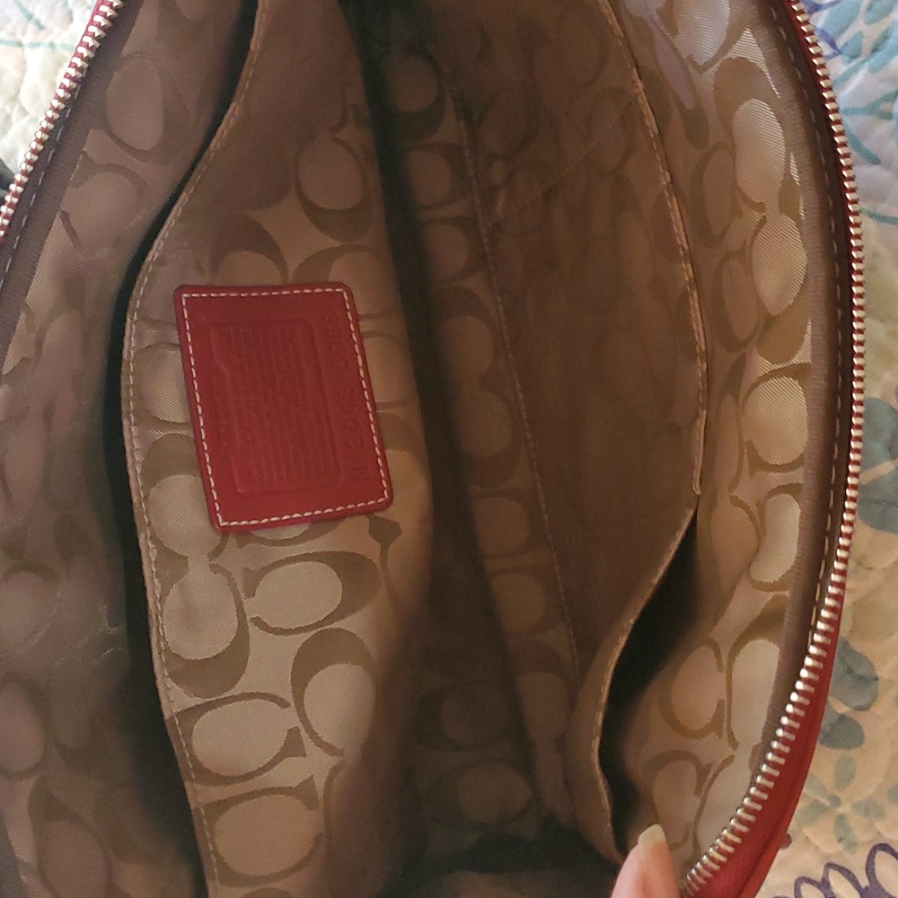 Vintage Coach Red Leather Toiletry Bag - Picture 4 of 4